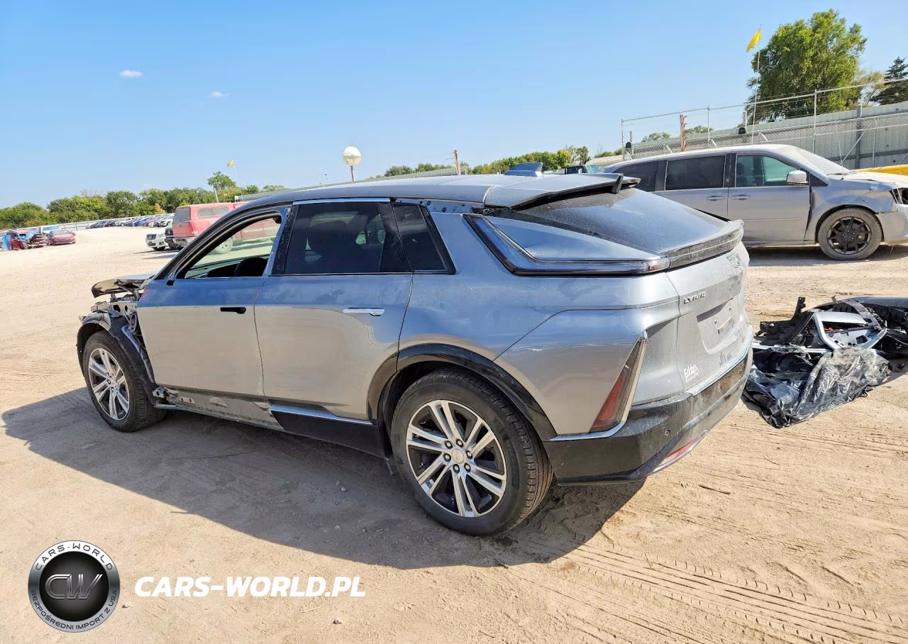 2024 Cadillac Lyriq Tech VIN:1GYKPMRLXRZ135451 - 2