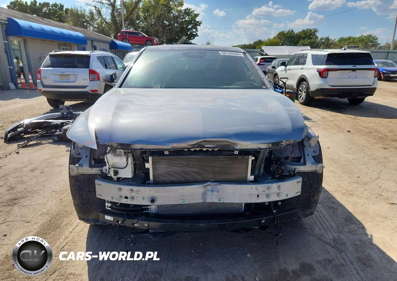 2024 Cadillac Lyriq Tech VIN:1GYKPMRLXRZ135451 - 5