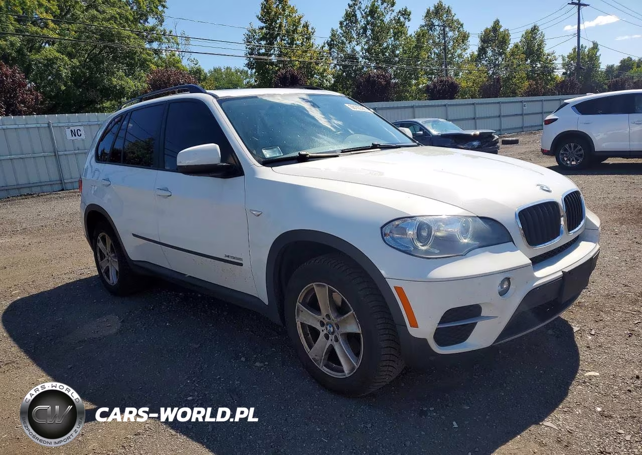 2013 BMW X5 xDrive35I VIN:5UXZV4C58D0G56364 - 4