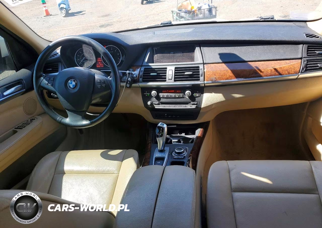 2013 BMW X5 xDrive35I VIN:5UXZV4C58D0G56364 - 8