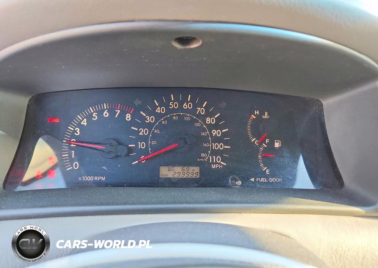 2005 Toyota Corolla Le VIN:1NXBR32E45Z355225 - 9