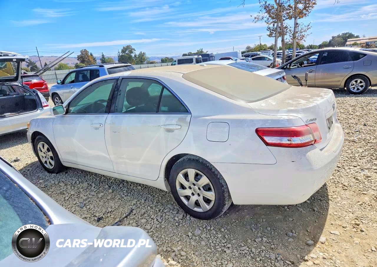 2010 Toyota Camry Le VIN:4T1BF3EKXAU550282 - 2