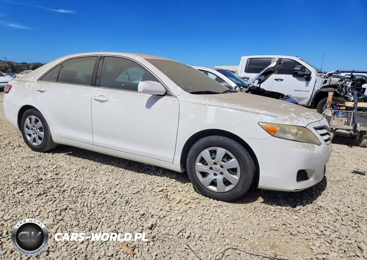 2010 Toyota Camry Le VIN:4T1BF3EKXAU550282 - 4