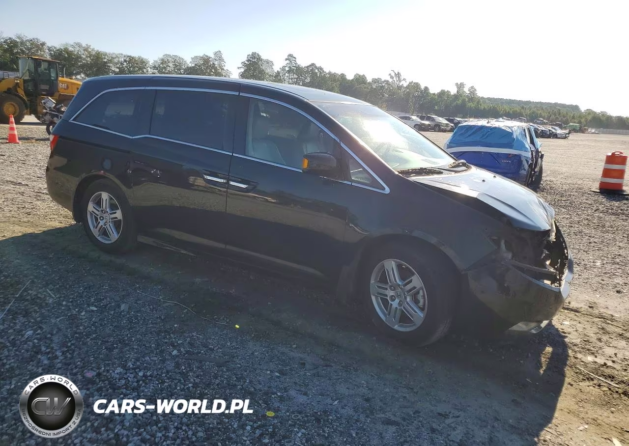 2012 Honda Odyssey Touring VIN:5FNRL5H92CB035966 - 4