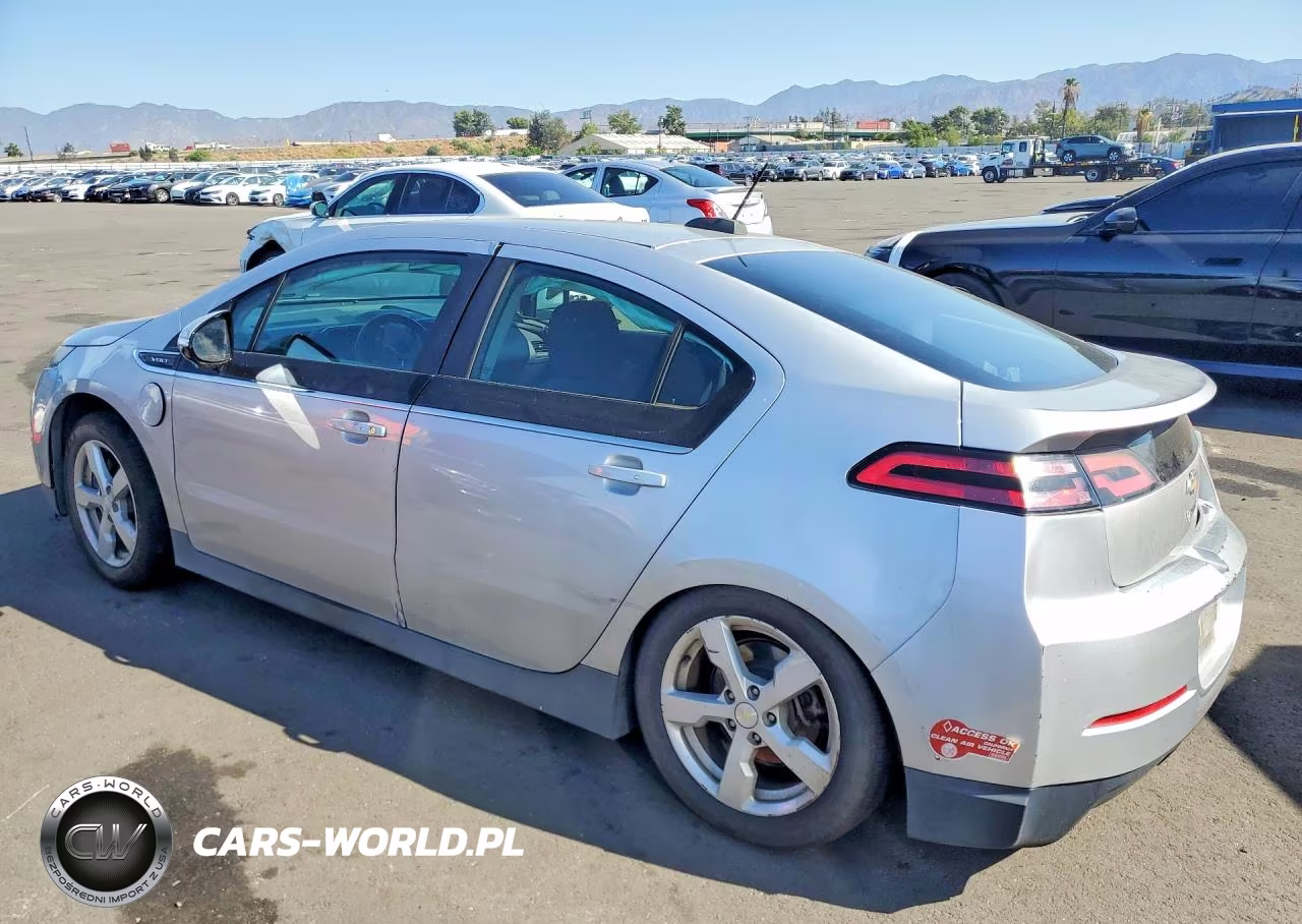 2015 Chevrolet Volt VIN:1G1RC6E48FU105053 - 2