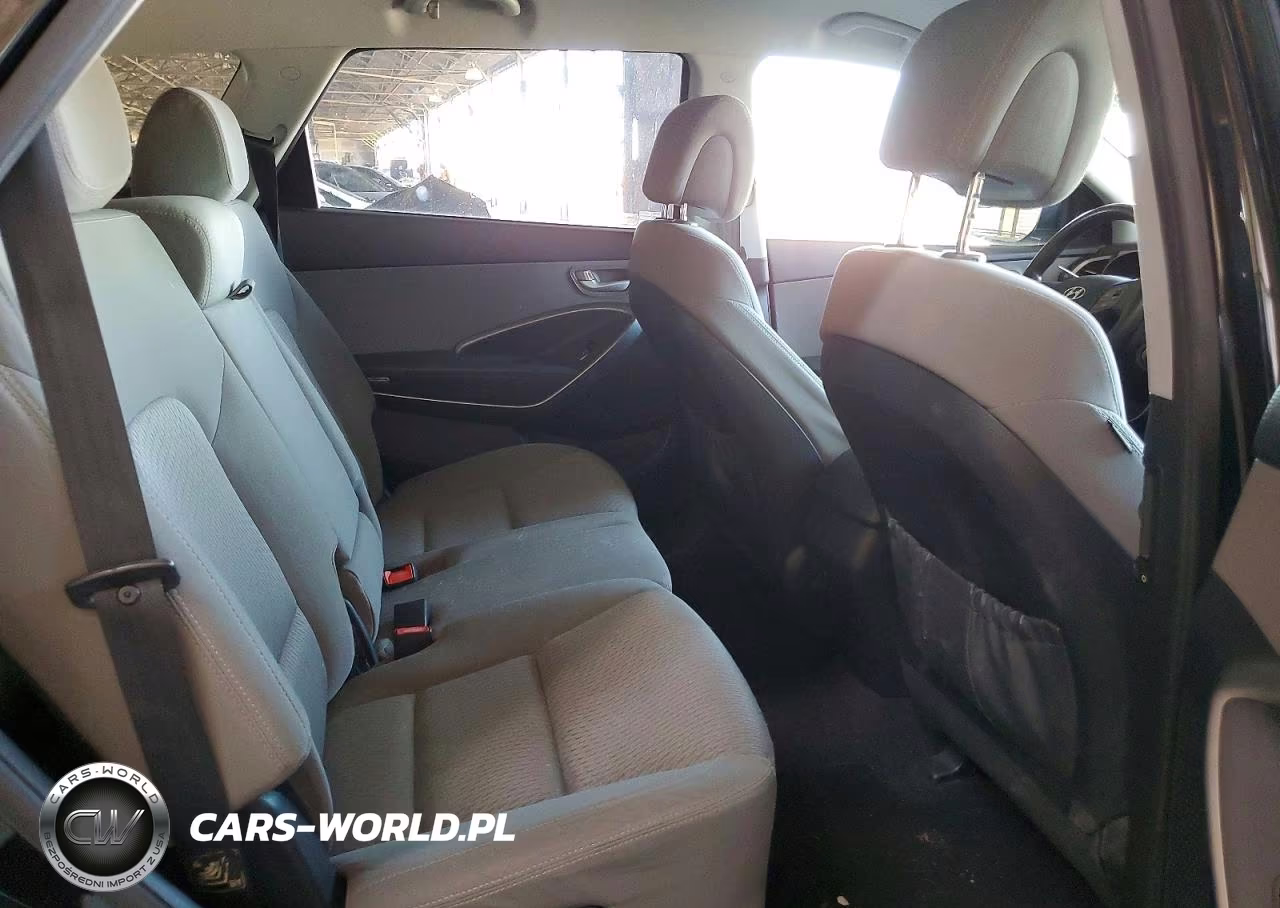 2017 Hyundai Santa Fe Se VIN:KM8SMDHF0HU220848 - 10