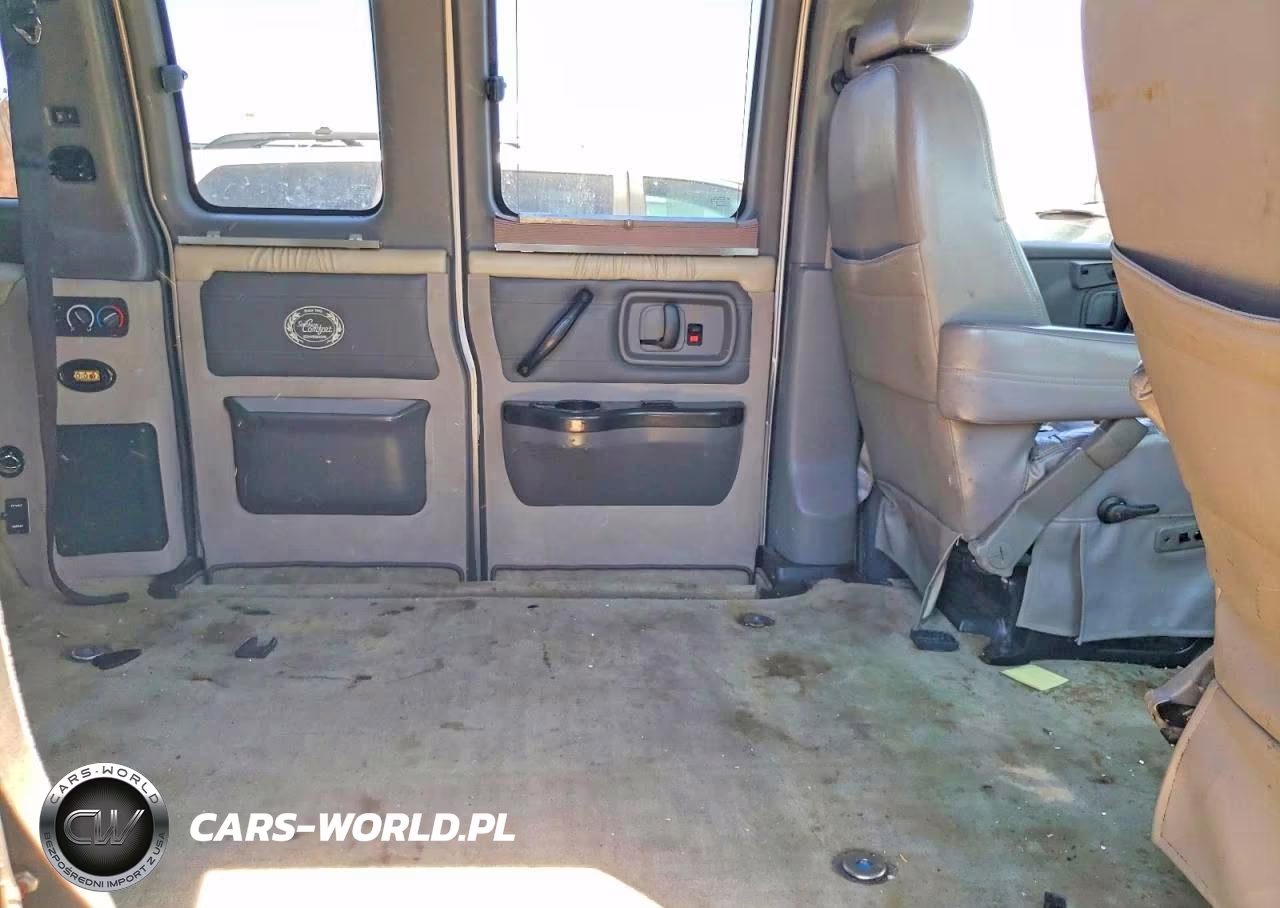 2005 Chevrolet Express G1500 VIN:1GBFG15T751243891 - 10