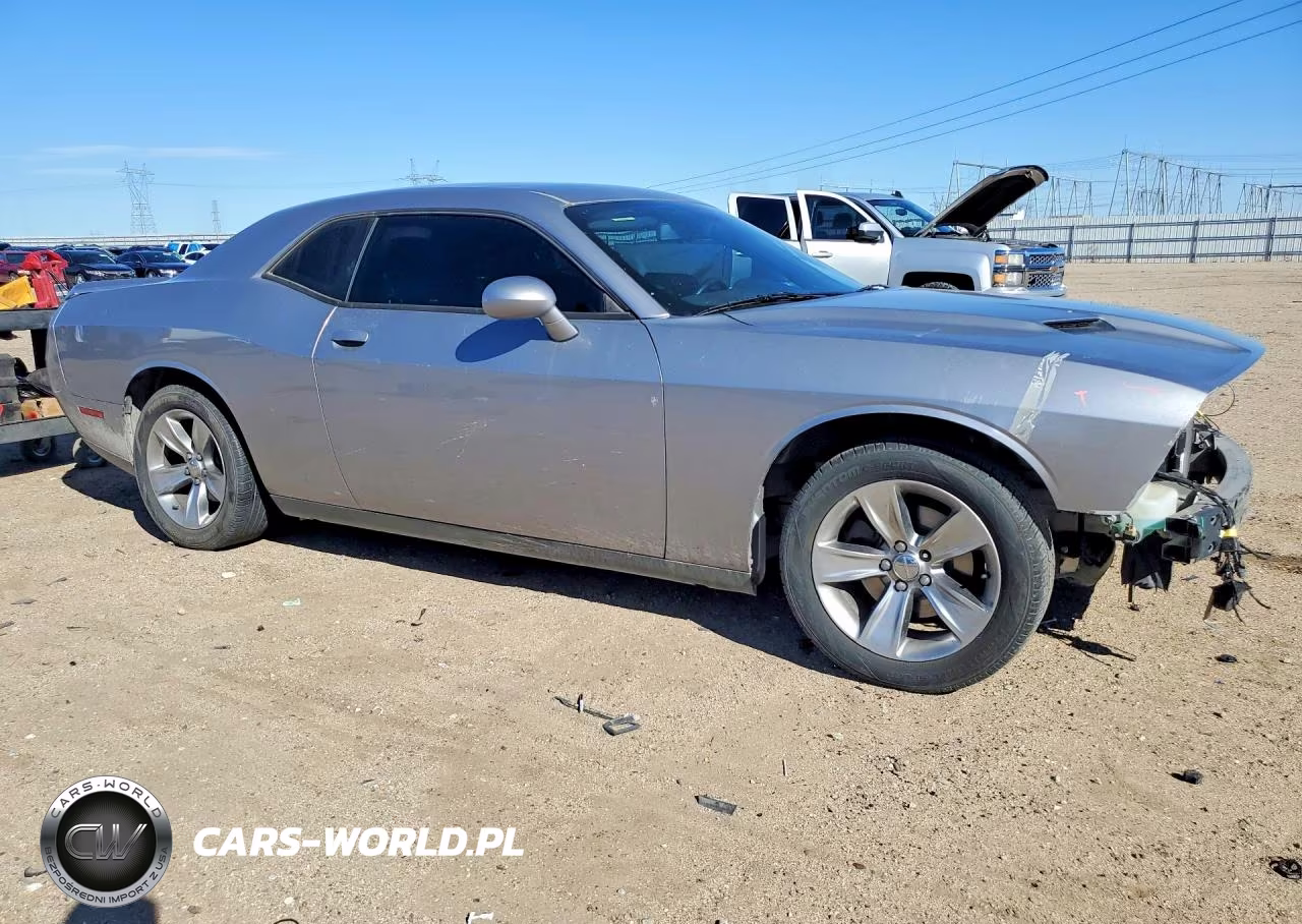 2018 Dodge Challenger Sxt VIN:2C3CDZAG6JH265475 - 4