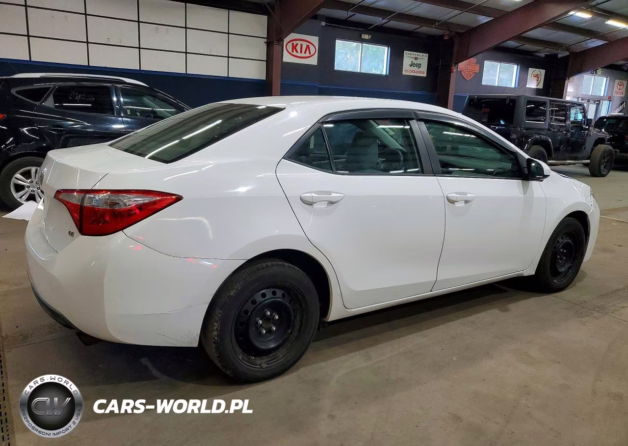 2015 Toyota Corolla Le VIN:2T1BURHE0FC365794 - 3