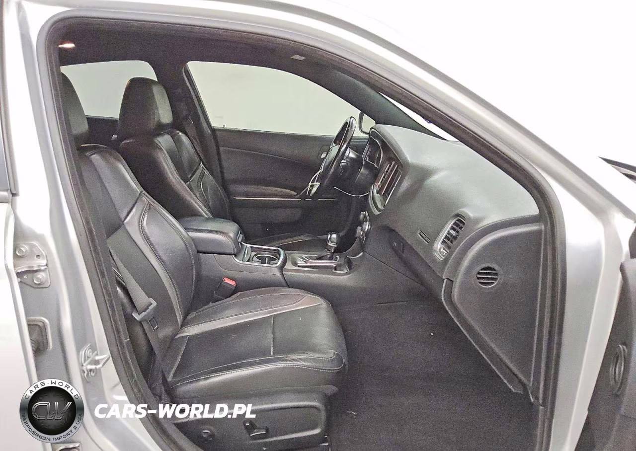 2019 Dodge Charger Sxt VIN:2C3CDXBG1KH736582 - 13