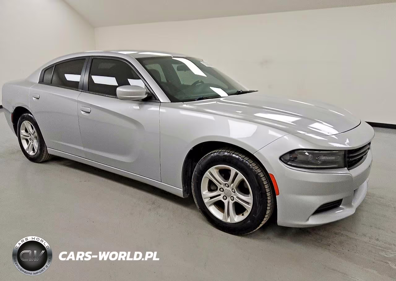 2019 Dodge Charger Sxt VIN:2C3CDXBG1KH736582 - 4