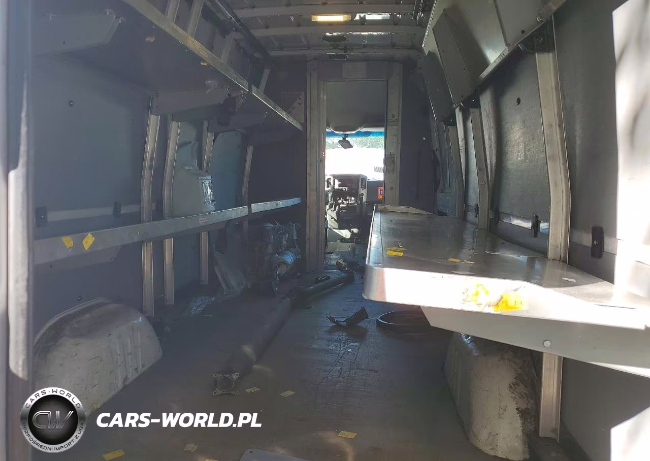 2012 Mercedes-Benz Sprinter 2500 VIN:WD3PE8CB6C5692004 - 10
