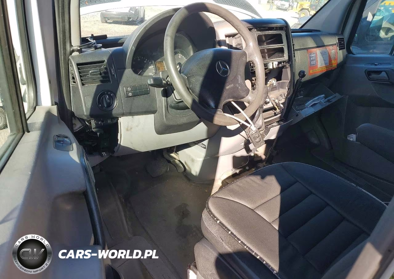 2012 Mercedes-Benz Sprinter 2500 VIN:WD3PE8CB6C5692004 - 8