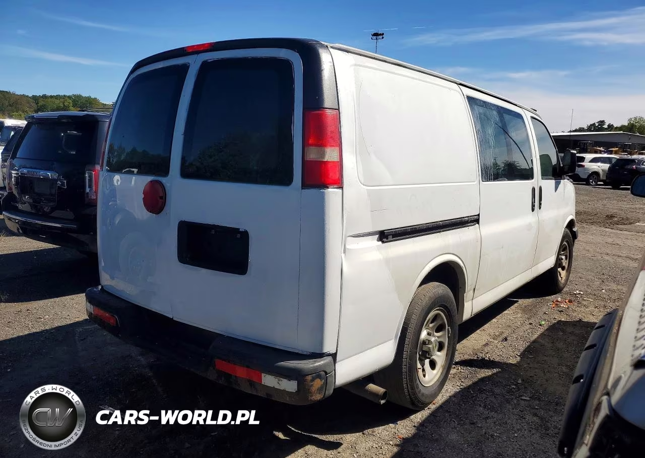2014 Chevrolet Express G1500 VIN:1GCSGAFX8E1162118 - 3