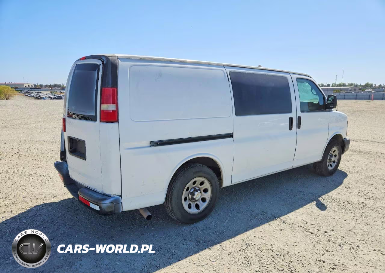 2014 Chevrolet Express G1500 VIN:1GCSGAFX2E1156766 - 3