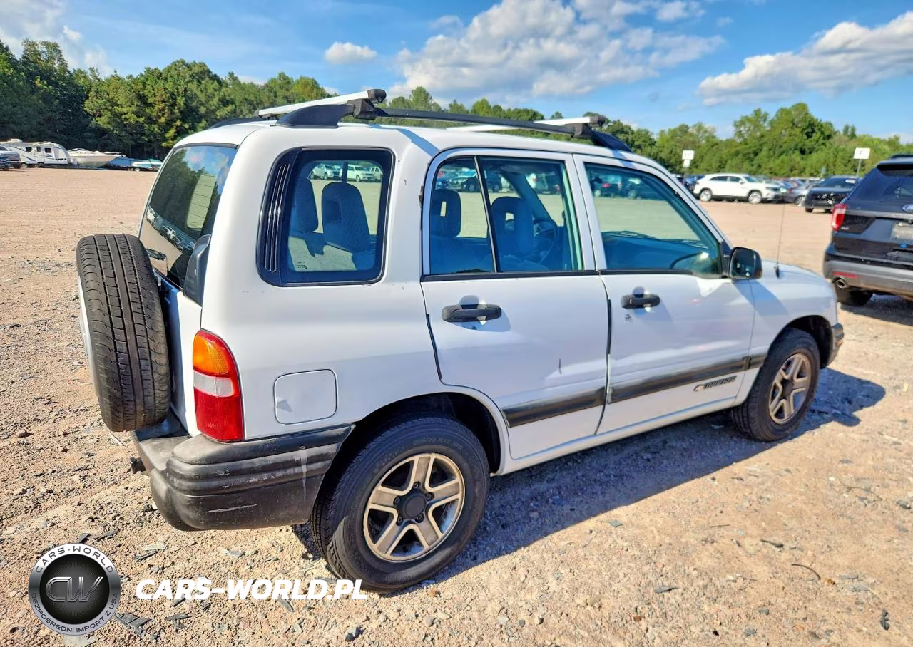 2003 Chevrolet Tracker VIN:2CNBE13C436905953 - 3