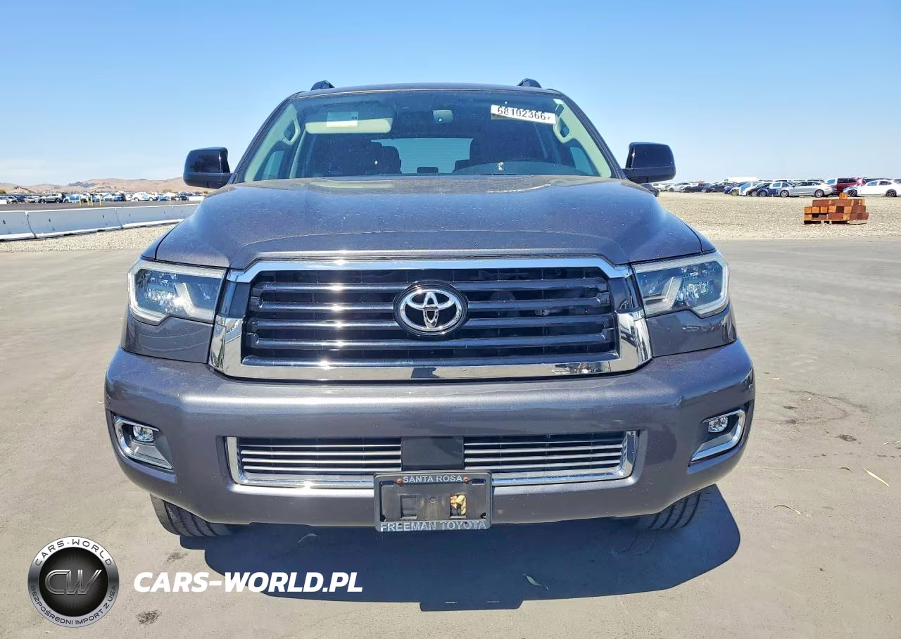 2018 Toyota Sequoia Trd Sport VIN:5TDBY5G18JS158520 - 5