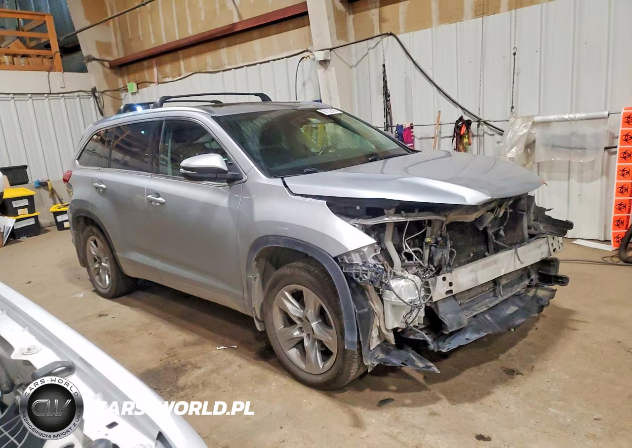 2017 Toyota Highlander Limited Platinum VIN:5TDDZRFH7HS460242 - 4