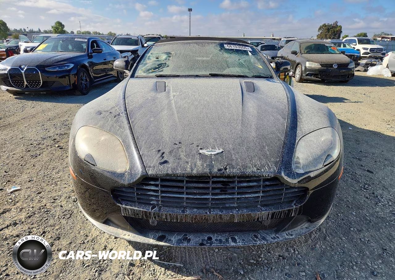 2014 Aston Martin V8 Vantage VIN:SCFEKBBK0EGD18195 - 5