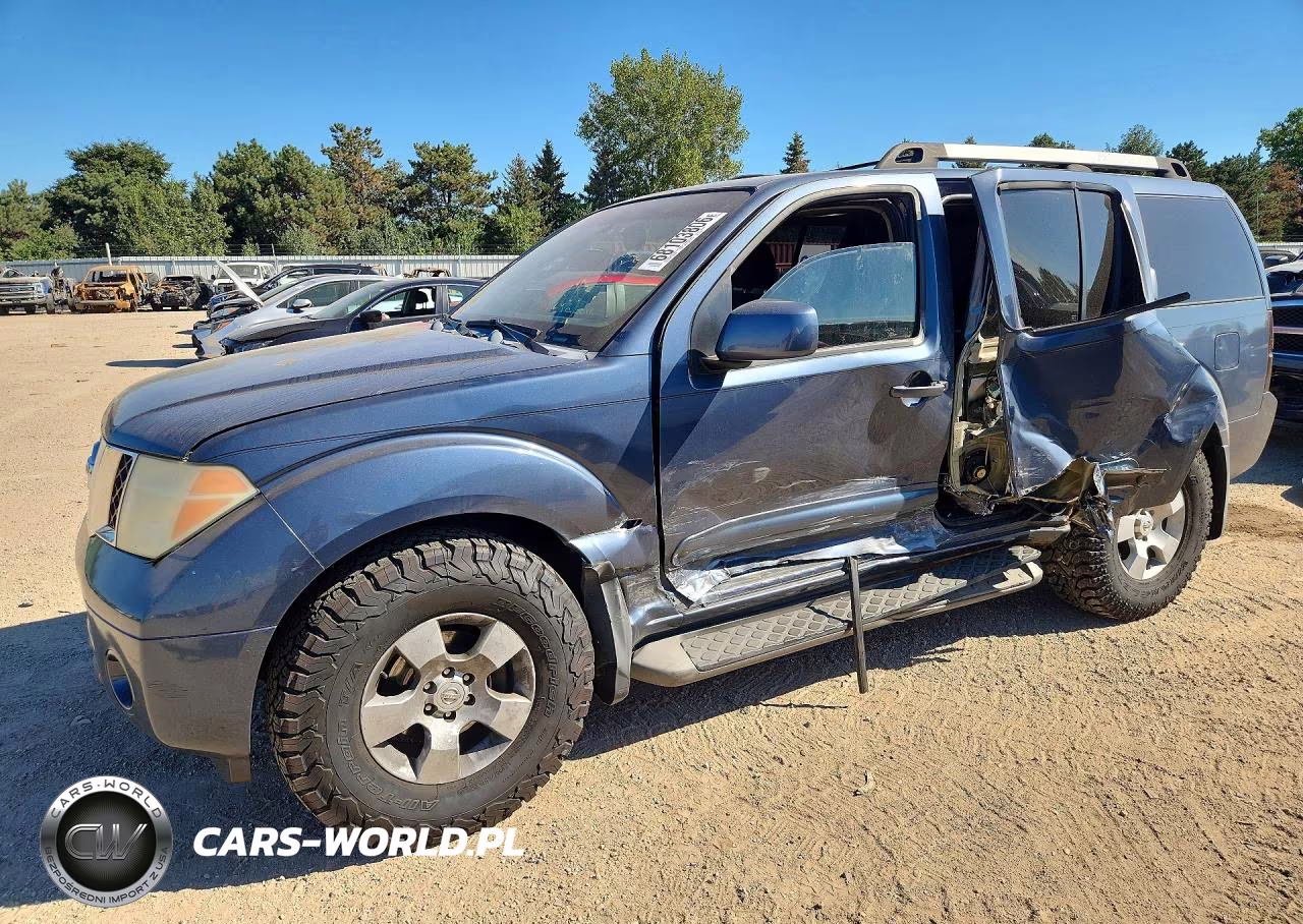 2005 Nissan Pathfinder Xe