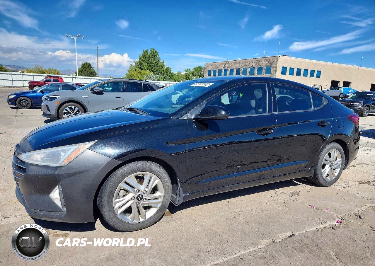2019 Hyundai Elantra Sel