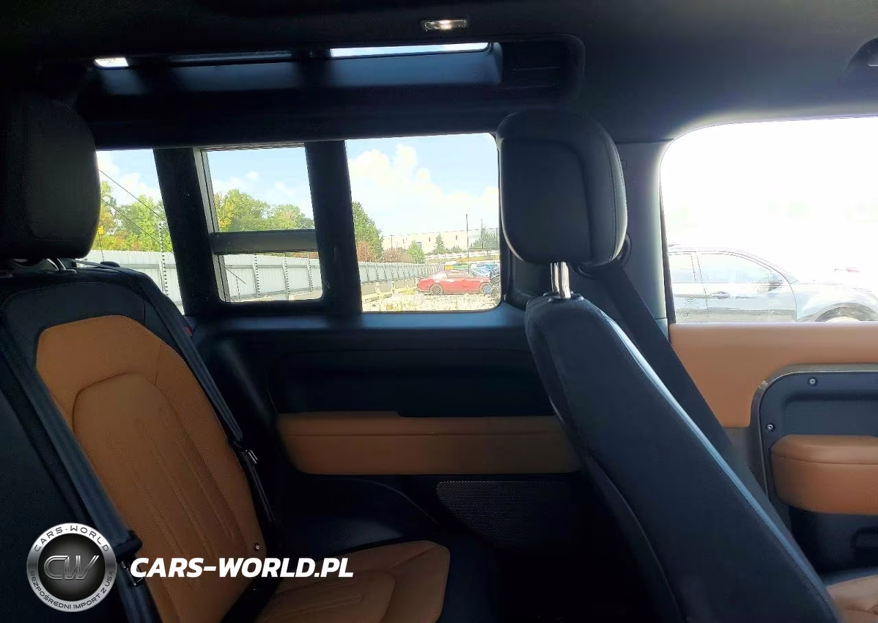 2023 Land Rover Defender 90 X VIN:SALEX6EU0P2127046 - 10