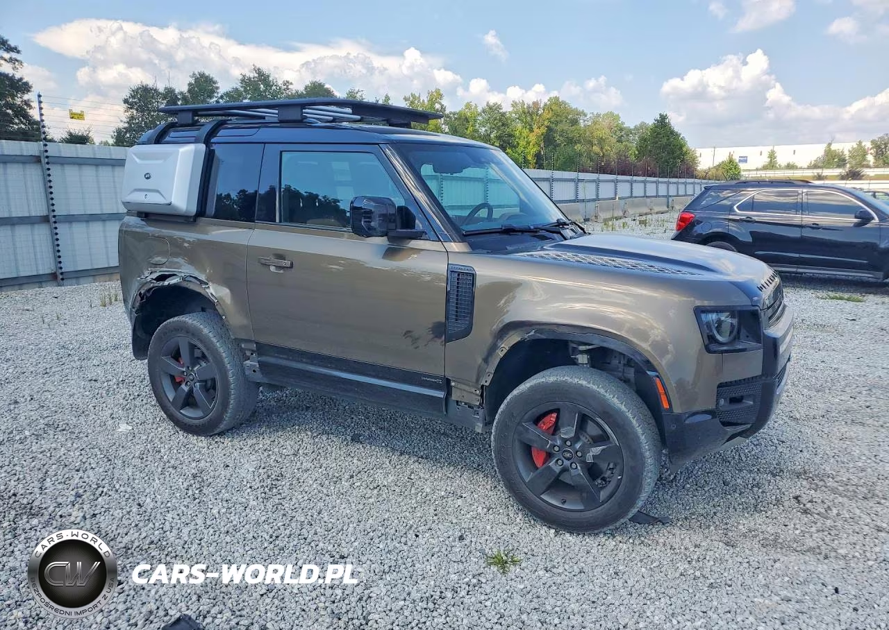 2023 Land Rover Defender 90 X VIN:SALEX6EU0P2127046 - 4