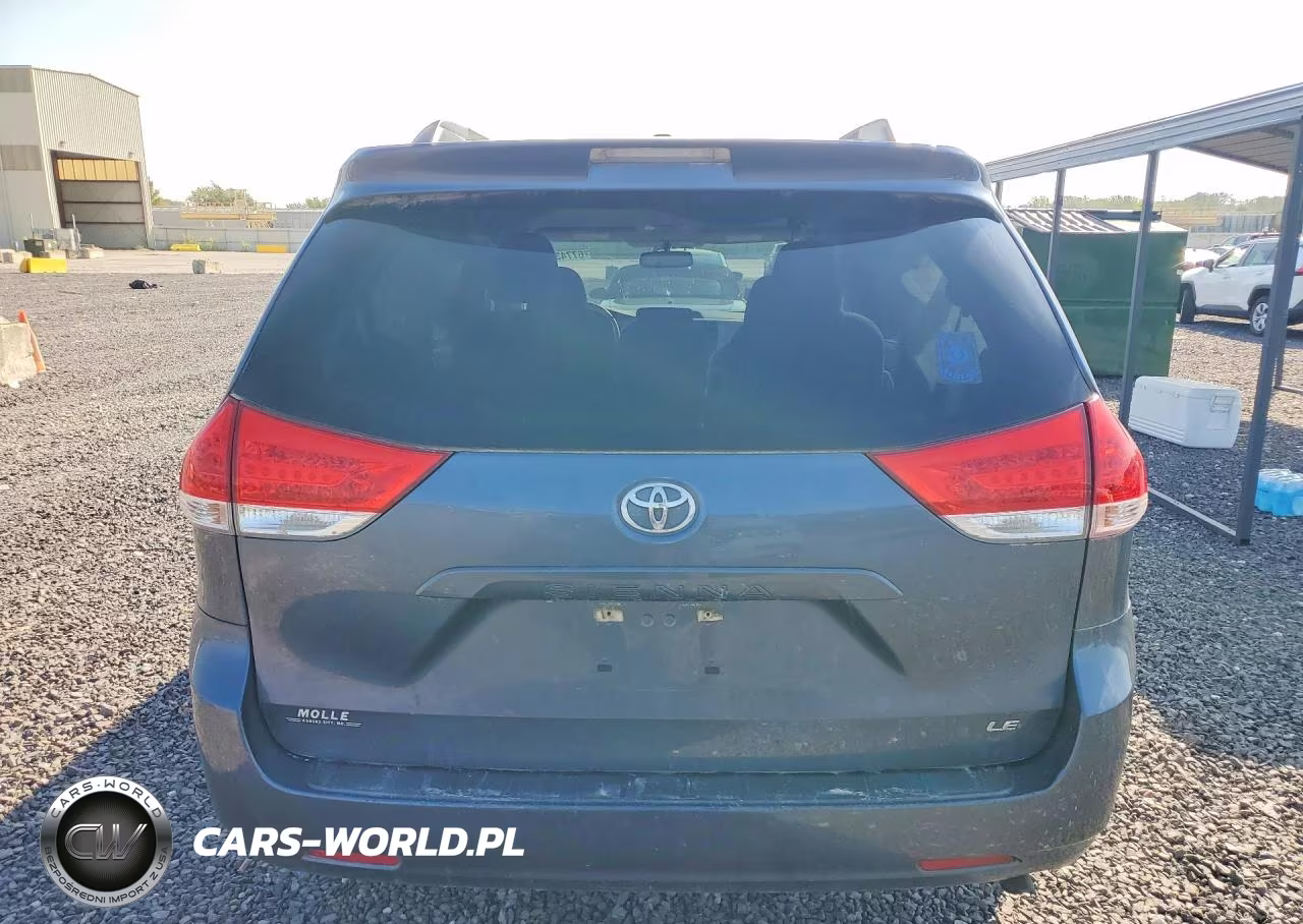 2013 Toyota Sienna Le VIN:5TDKK3DC1DS331682 - 6