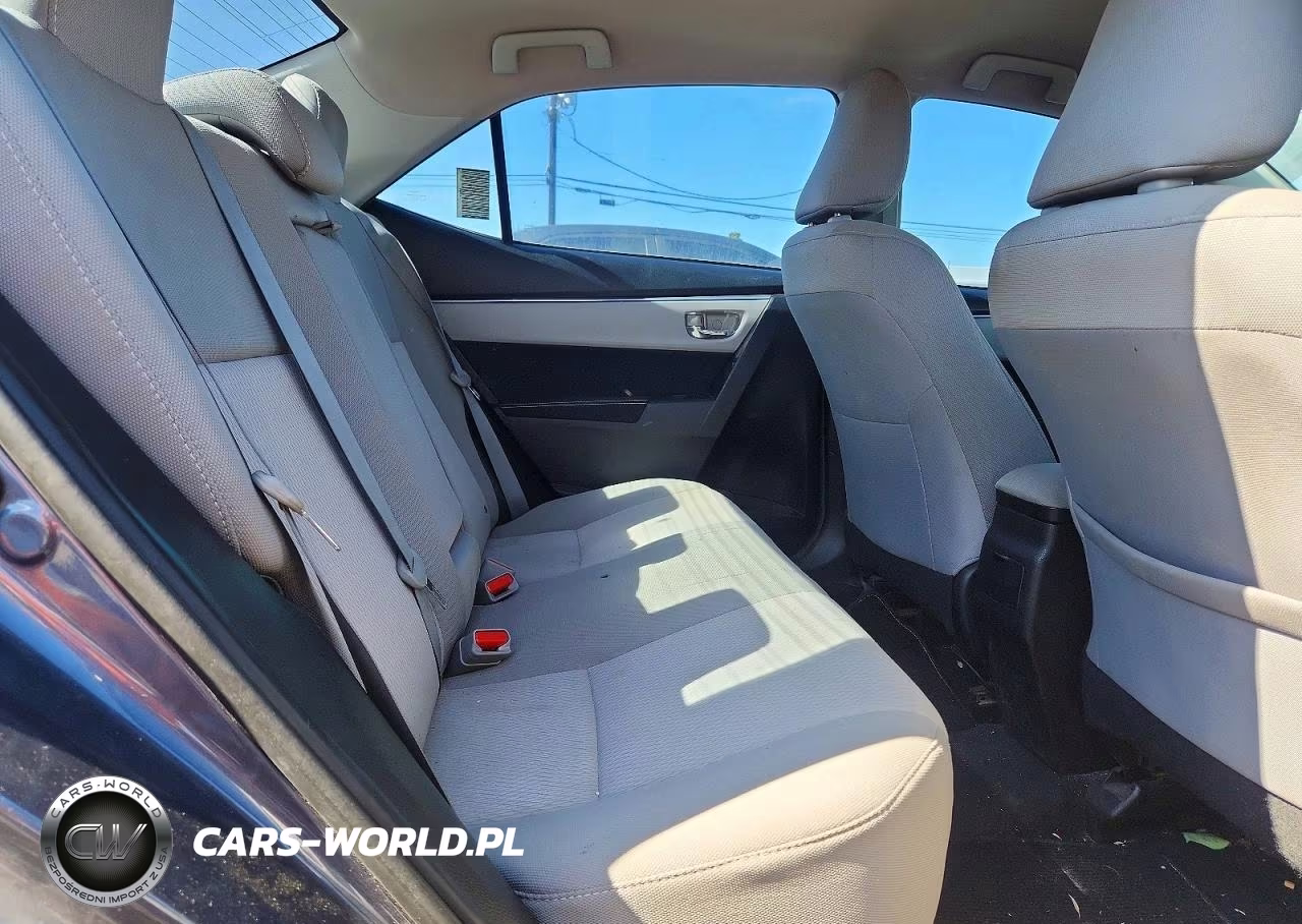 2015 Toyota Corolla Le VIN:5YFBURHE2FP320310 - 10