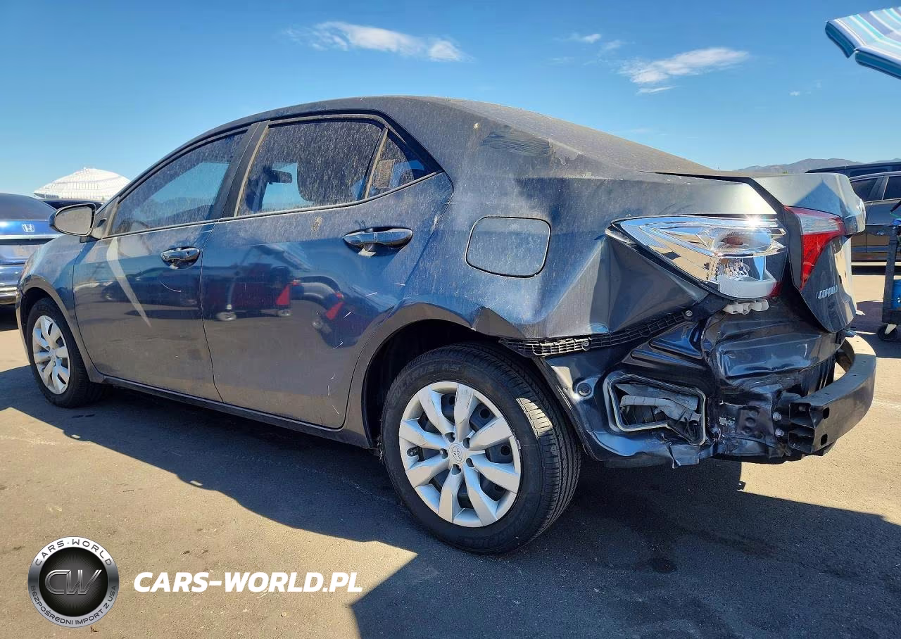 2015 Toyota Corolla Le VIN:5YFBURHE2FP320310 - 2