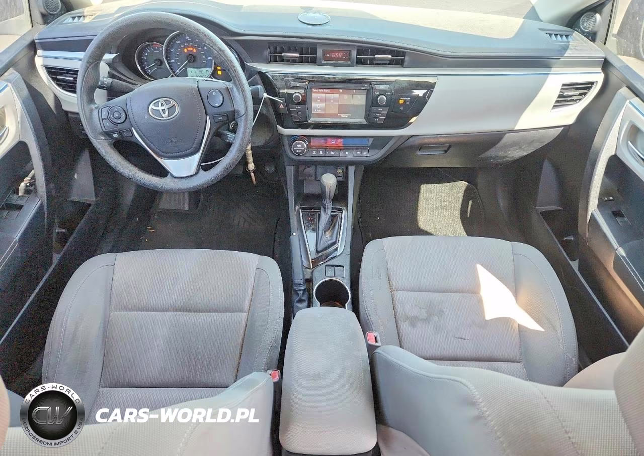 2015 Toyota Corolla Le VIN:5YFBURHE2FP320310 - 8