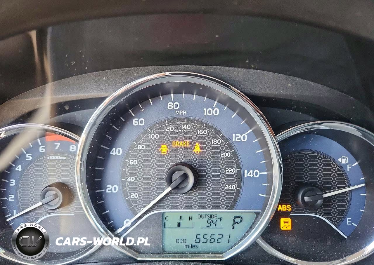 2015 Toyota Corolla Le VIN:5YFBURHE2FP320310 - 9