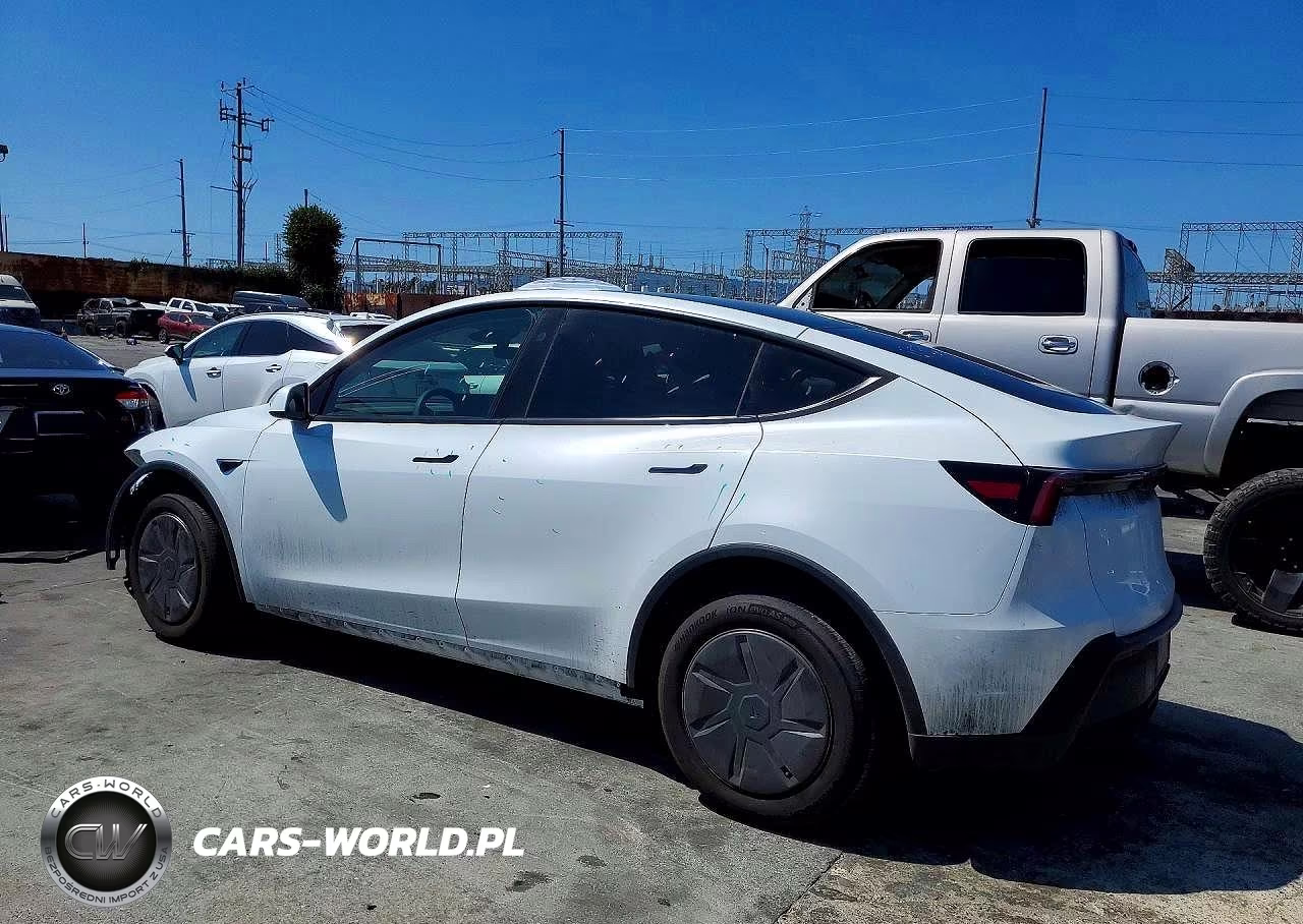 2026 Tesla Model Y VIN:7SAYGDED6TA598375 - 2