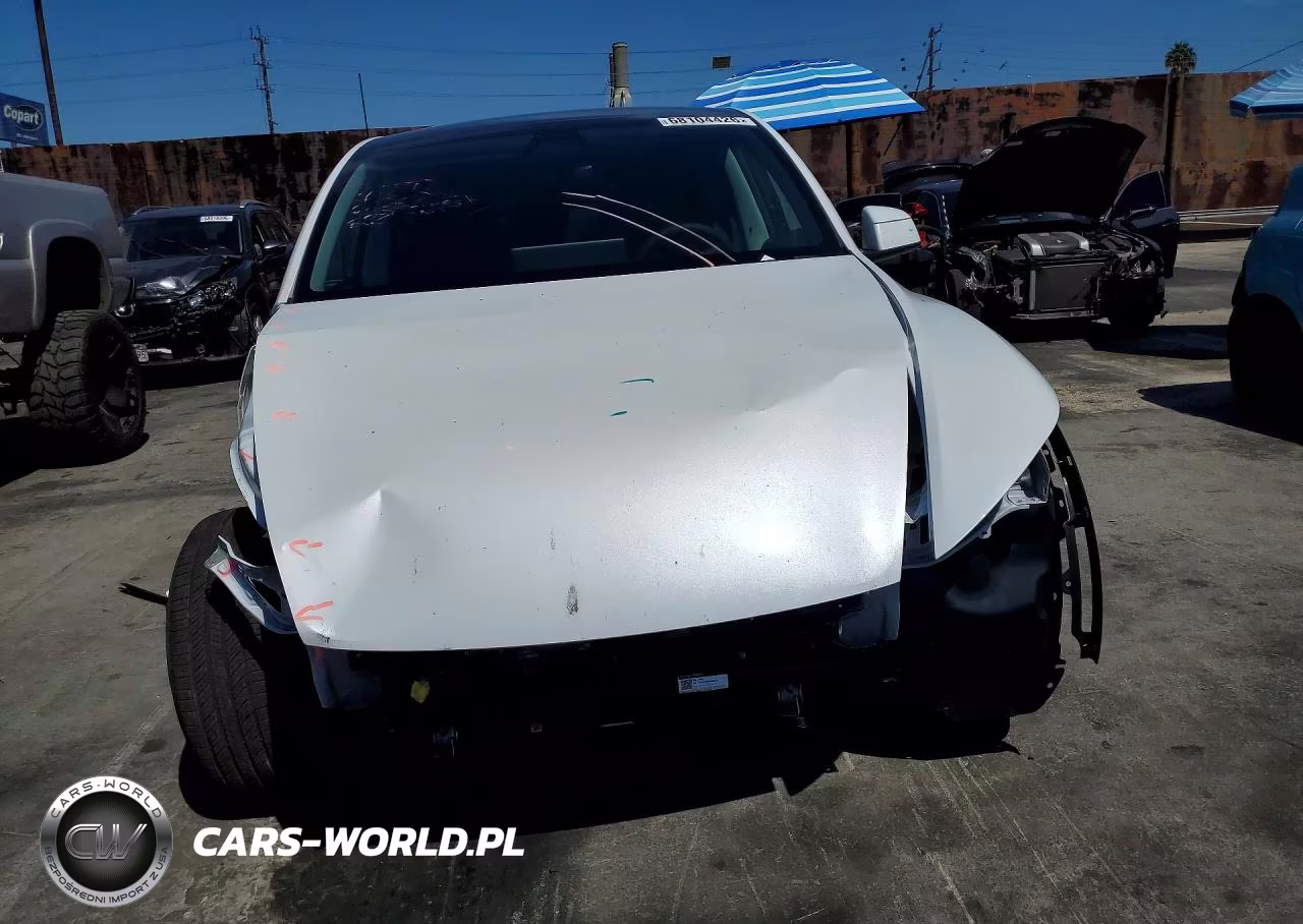 2026 Tesla Model Y VIN:7SAYGDED6TA598375 - 5