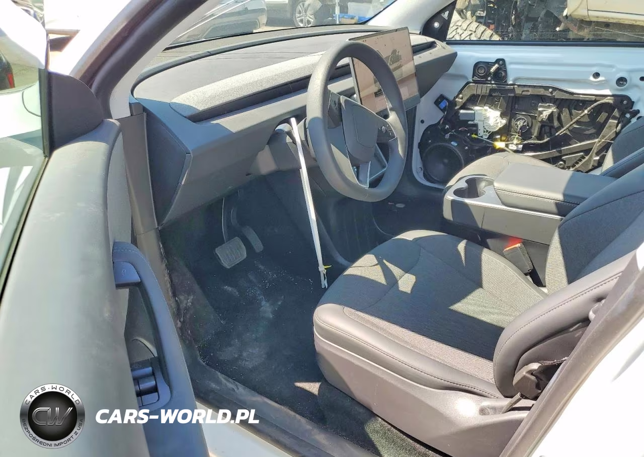 2026 Tesla Model Y VIN:7SAYGDED6TA598375 - 8