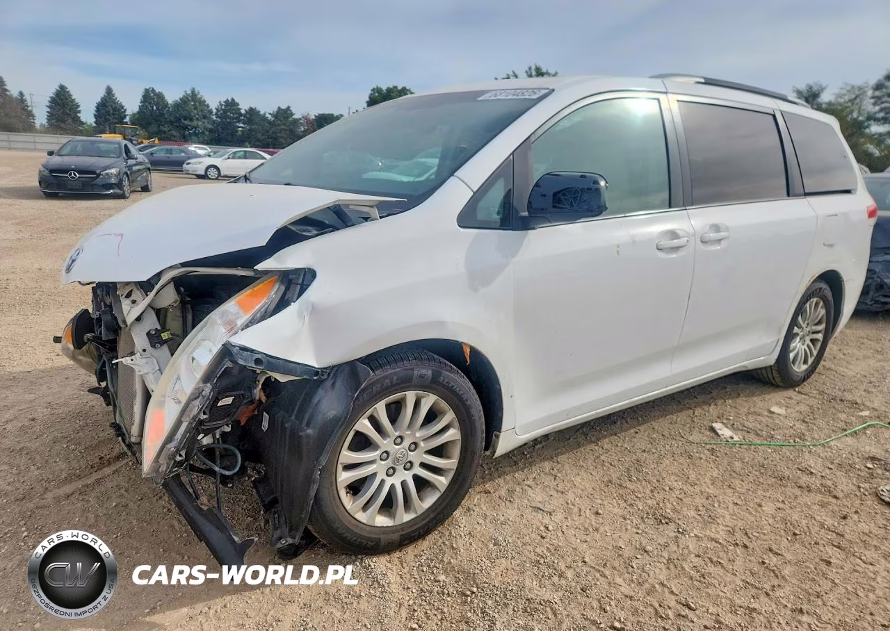 2012 Toyota Sienna Xle 8-Passenger – zdjęcie 1 z 14