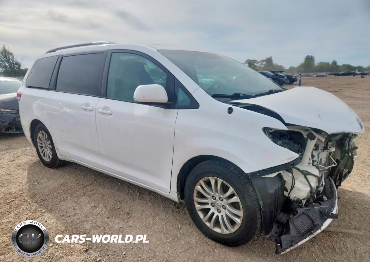 2012 Toyota Sienna Xle 8-Passenger VIN:5TDYK3DCXCS259647 - 4
