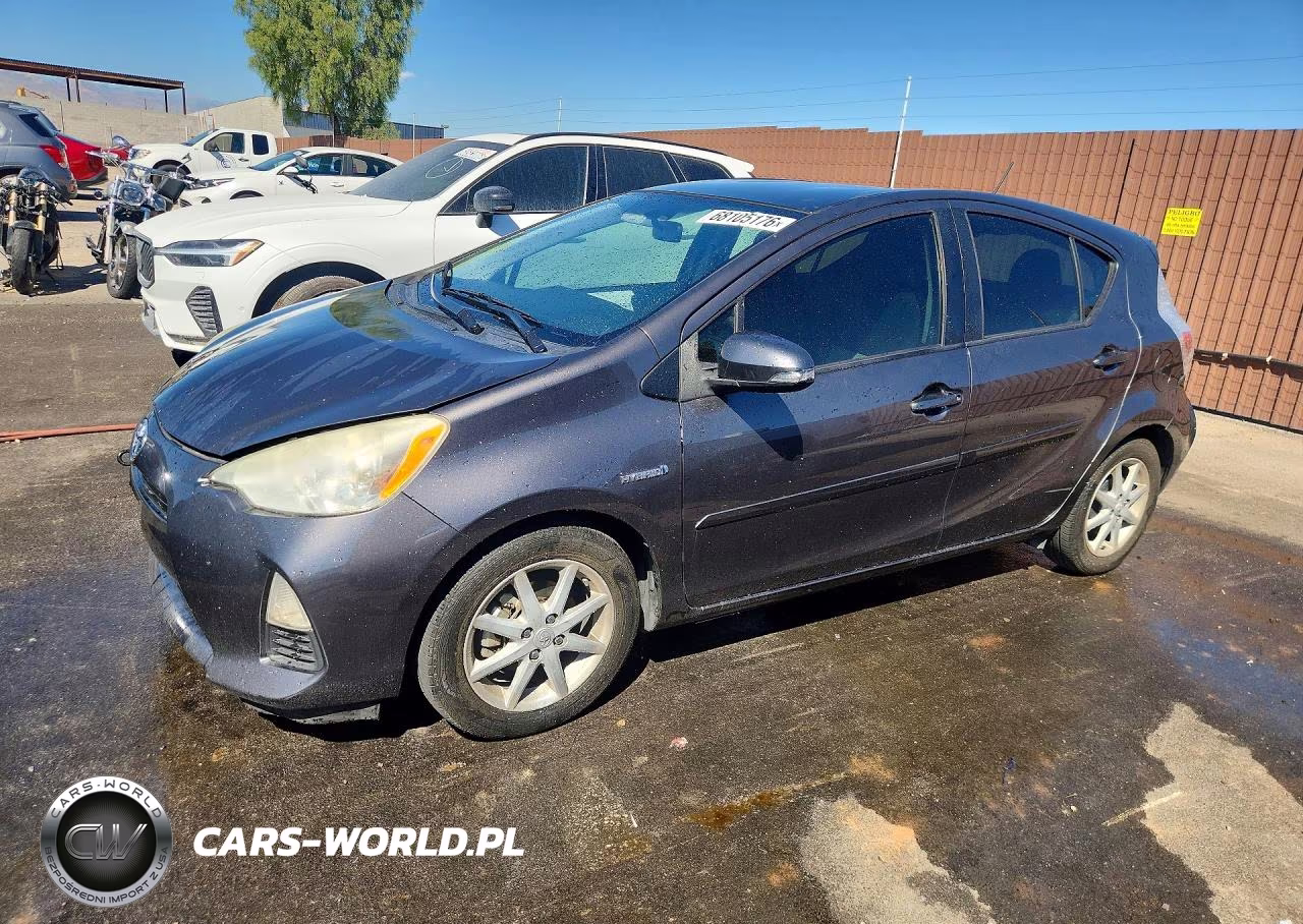 2013 Toyota Prius C Three