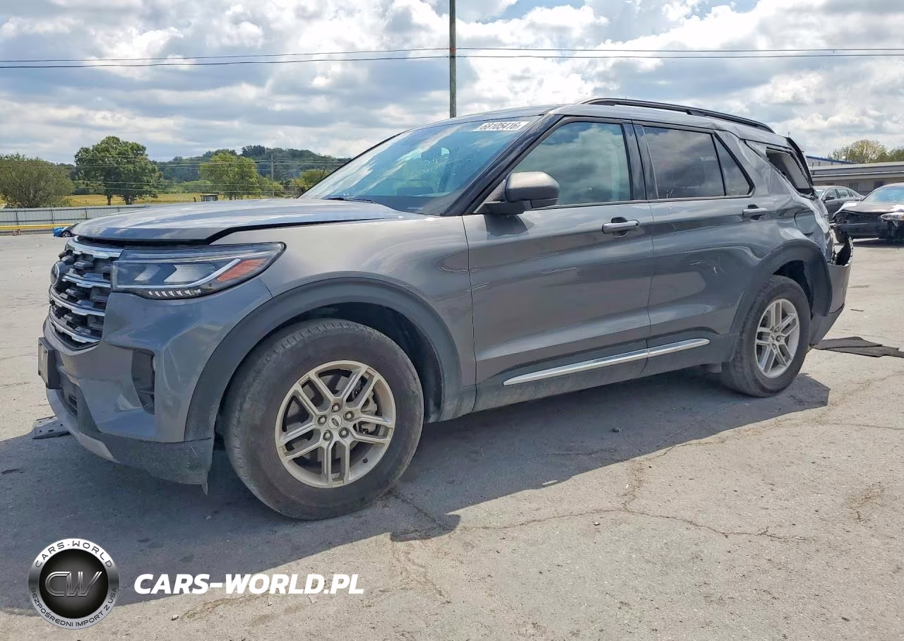 2025 Ford Explorer Active – zdjęcie 1 z 13