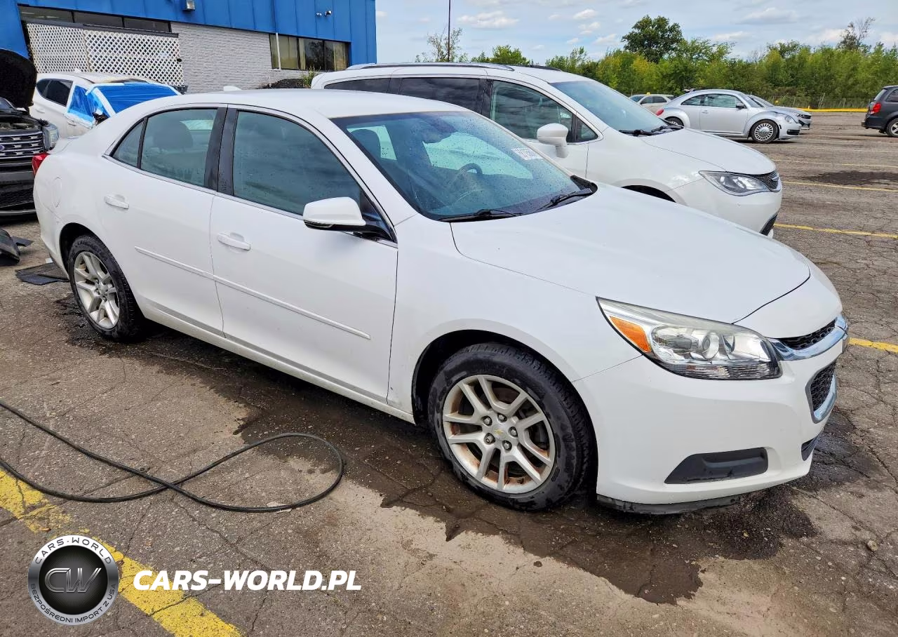 2015 Chevrolet Malibu 1Lt VIN:1G11C5SL9FF209557 - 4