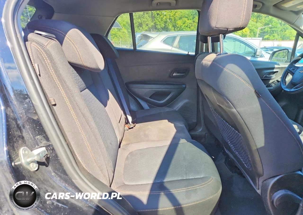 2020 Chevrolet Trax Ls VIN:3GNCJKSB2LL120143 - 11