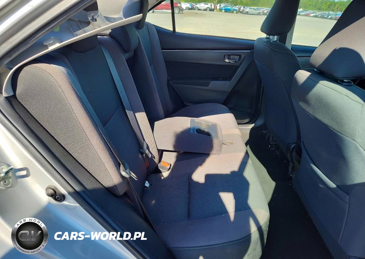 2019 Toyota Corolla Le VIN:2T1BURHE1KC179739 - 10