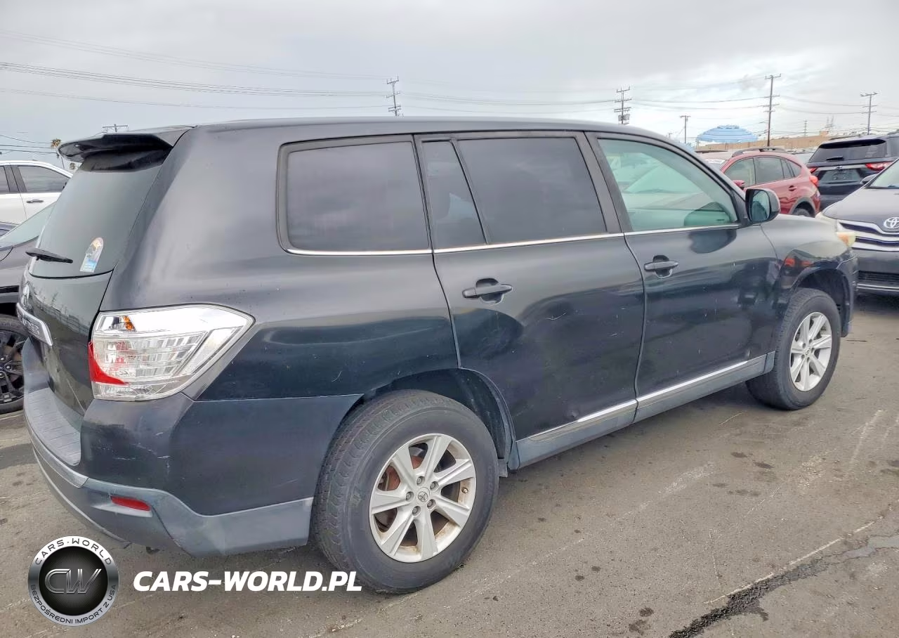 2013 Toyota Highlander Base VIN:5TDZK3EH7DS103968 - 3