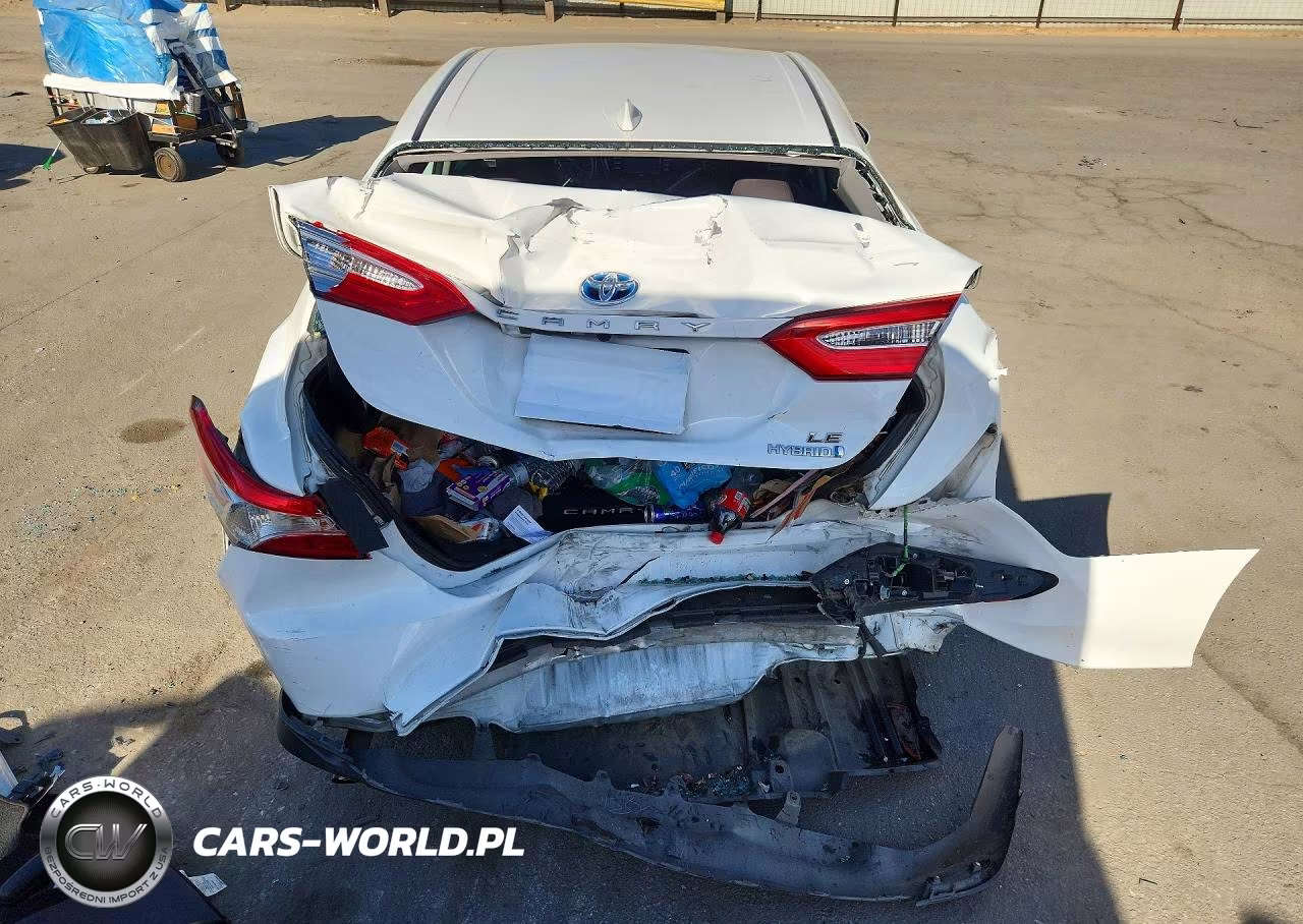 2020 Toyota Camry Le VIN:4T1C31AK5LU017248 - 6