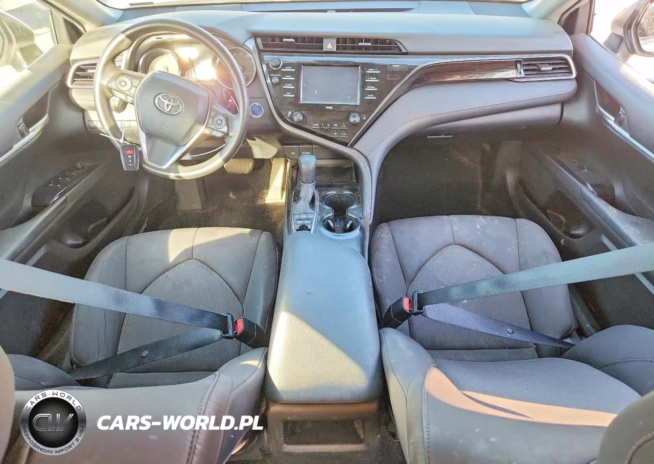 2020 Toyota Camry Le VIN:4T1C31AK5LU017248 - 8