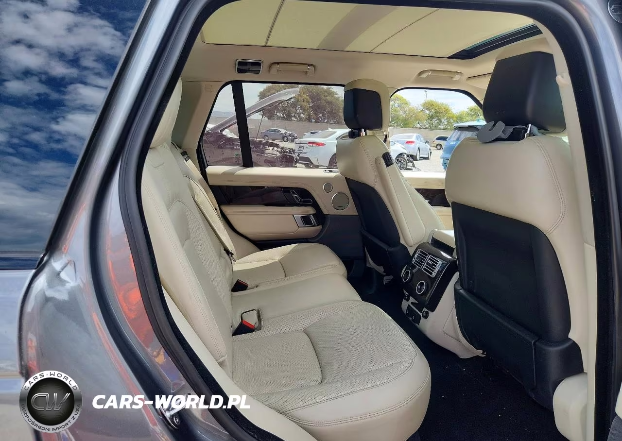 2019 Land Rover Range Rover Hse VIN:SALGS2SV4KA558744 - 11