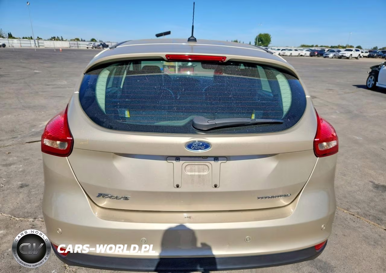 2018 Ford Focus Titanium VIN:1FADP3N28JL253338 - 6