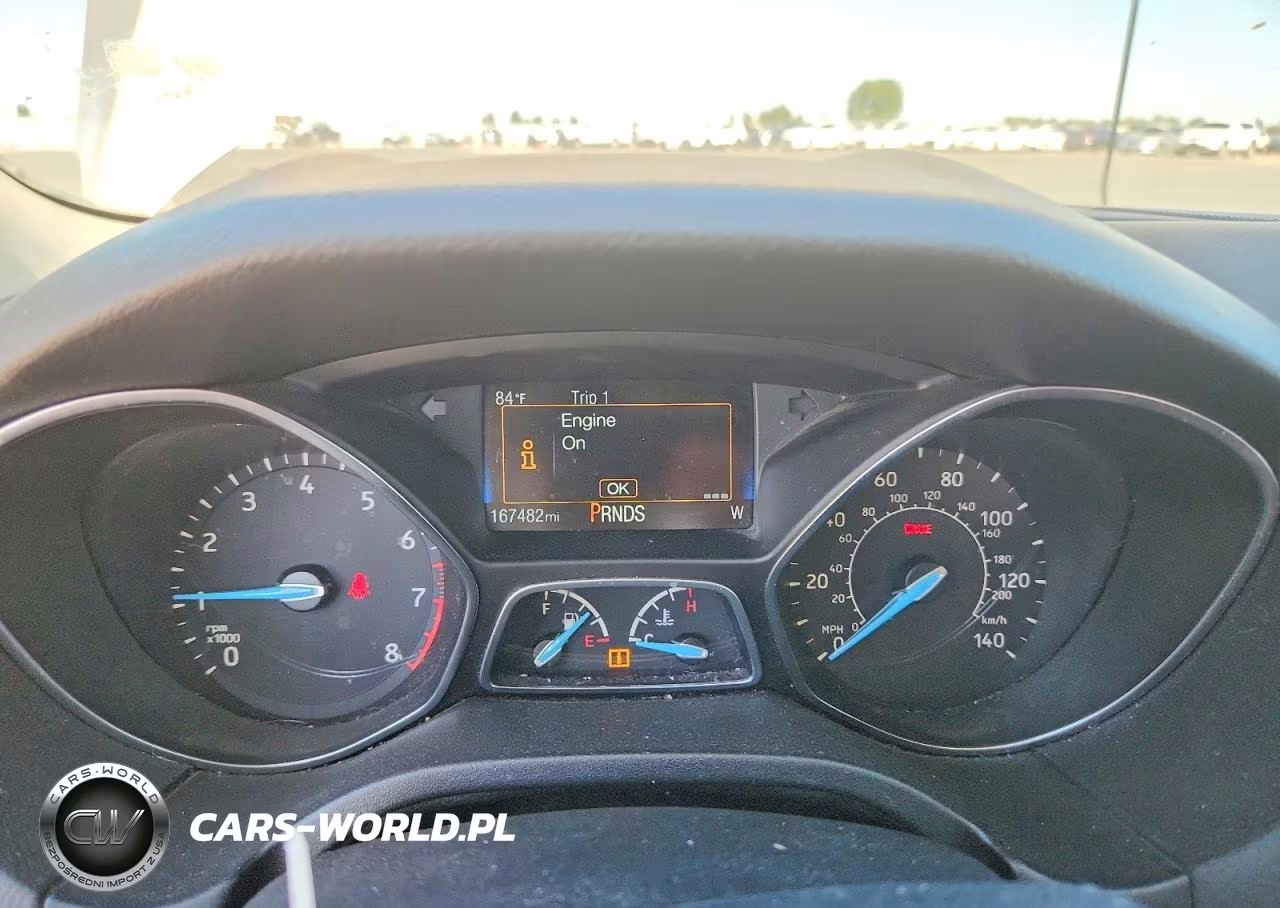 2018 Ford Focus Titanium VIN:1FADP3N28JL253338 - 9