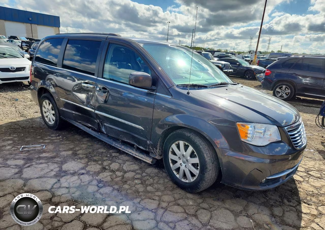 2015 Chrysler Town & Country Touring VIN:2C4RC1BG4FR513958 - 4