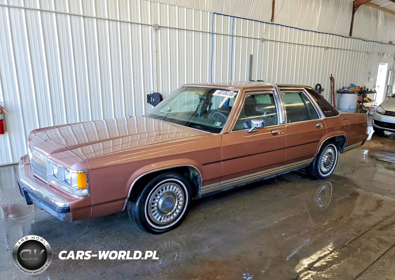 1991 Ford Crown Victoria – zdjęcie 1 z 12